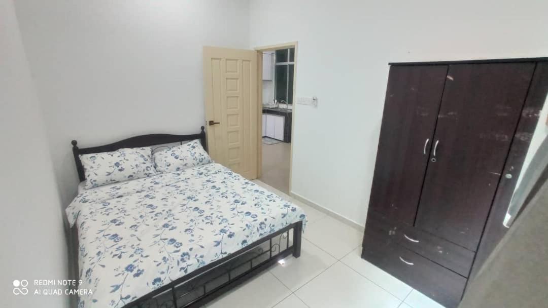 Maryam Homestay Jertih Exterior photo